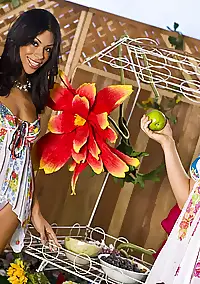 cassandra cruz and pics