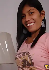 ashley3 8211 set 2 pics