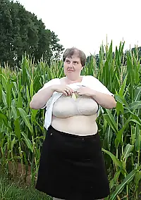 big mature slut pics