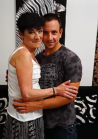 naughty mature lady pics