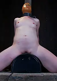 sarah shevon suffers pics