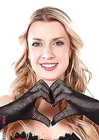 adriana sweetblonde pics