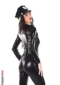 charlotte grey hard pics