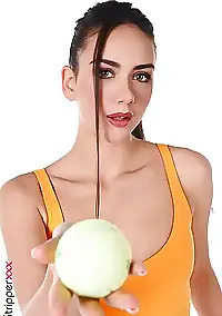 vixi rafi game sex pics