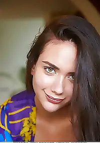 vixi rafi dewy pics