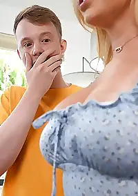 busty cougar spencer pics
